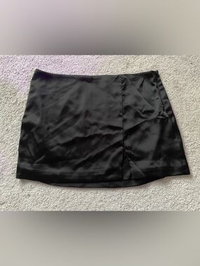 wild fable Black Satin Skirt with Green Label